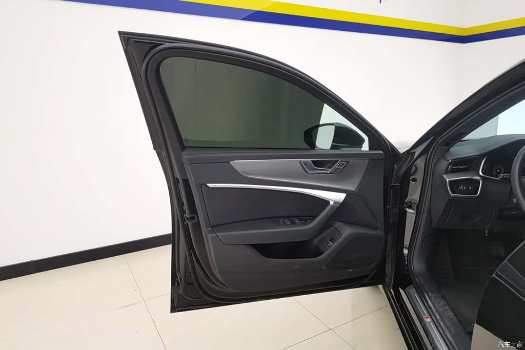 Audi A6L, 2025 7