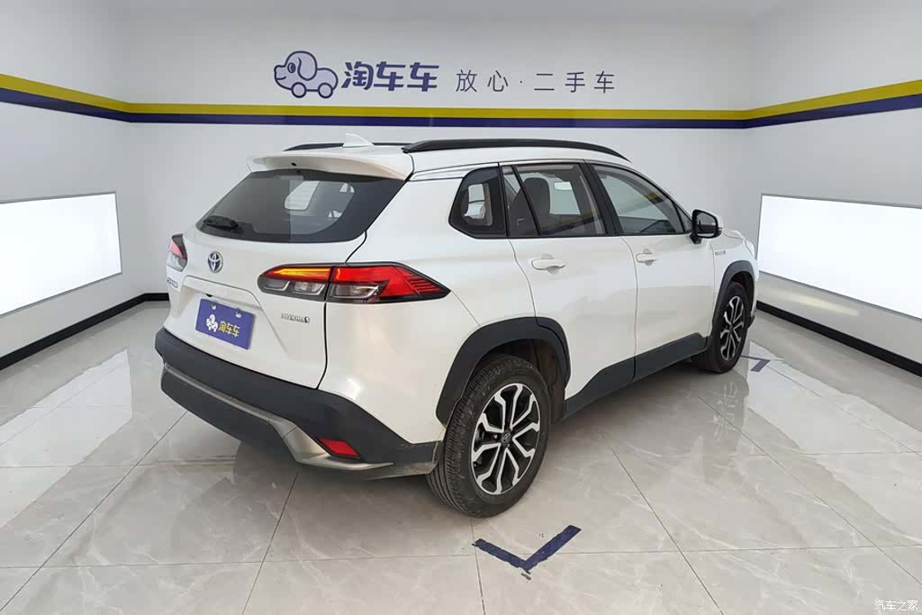 Toyota Frontlander, 2023 3