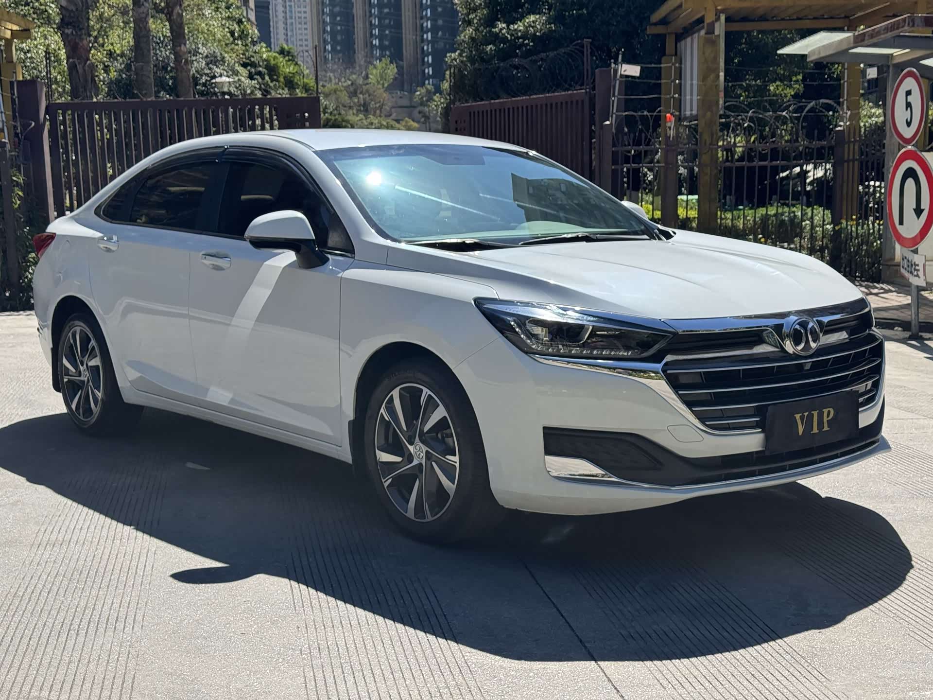 BAIC U7, 2020 3