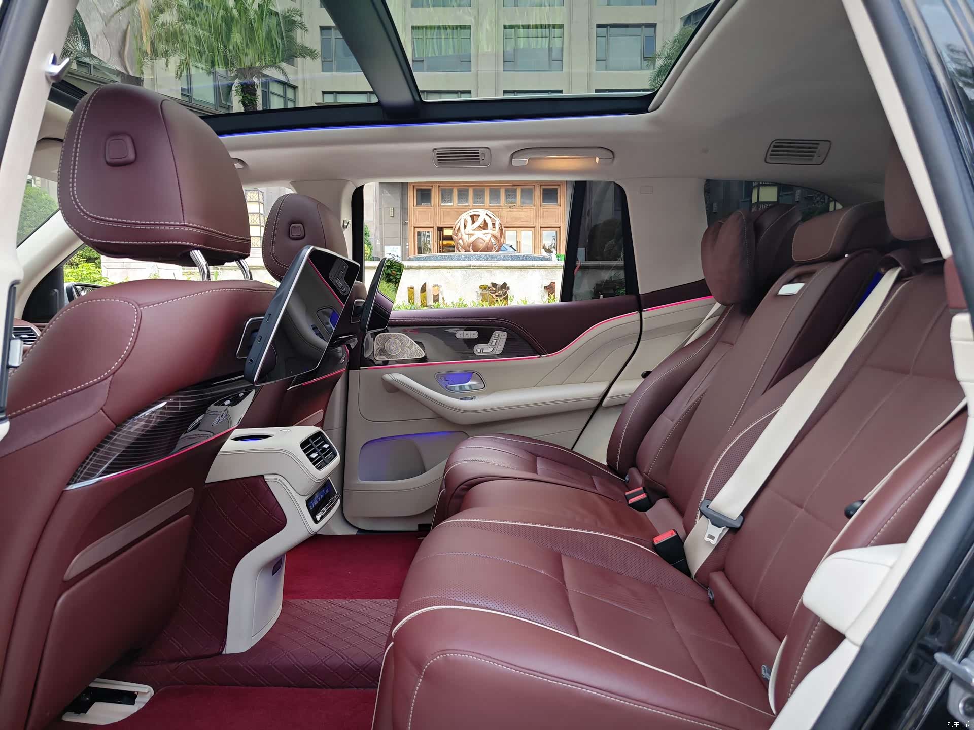 Maybach GLS, 2022 18