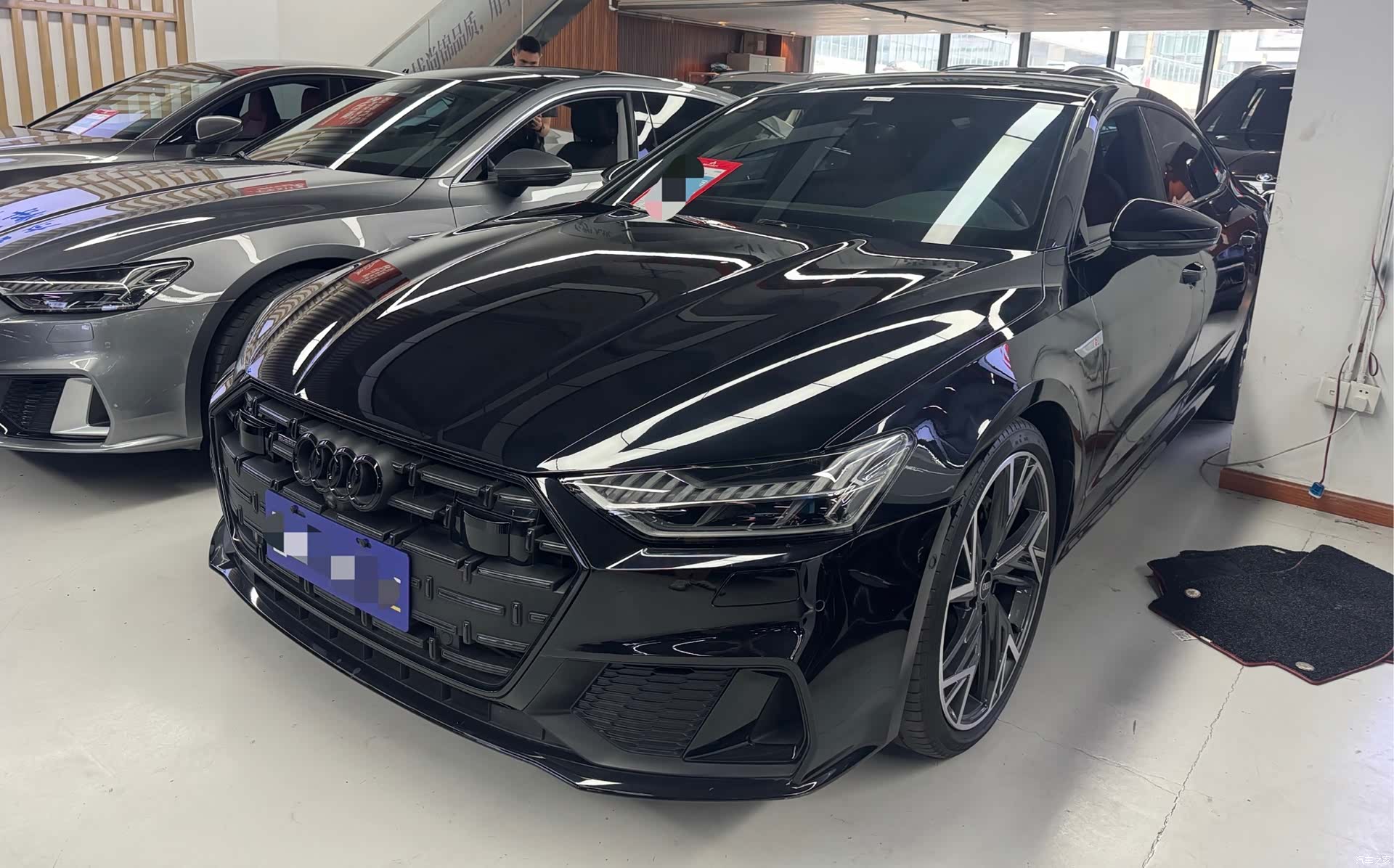 Audi A7L, 2023 1