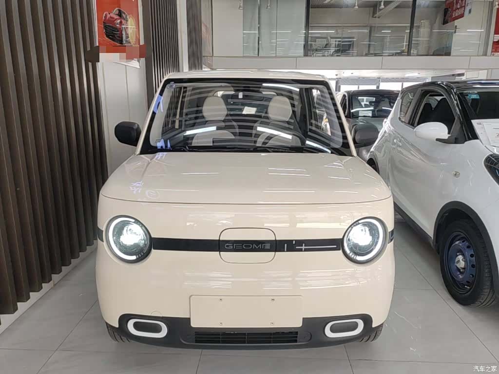 Geely Panda, 2025 3