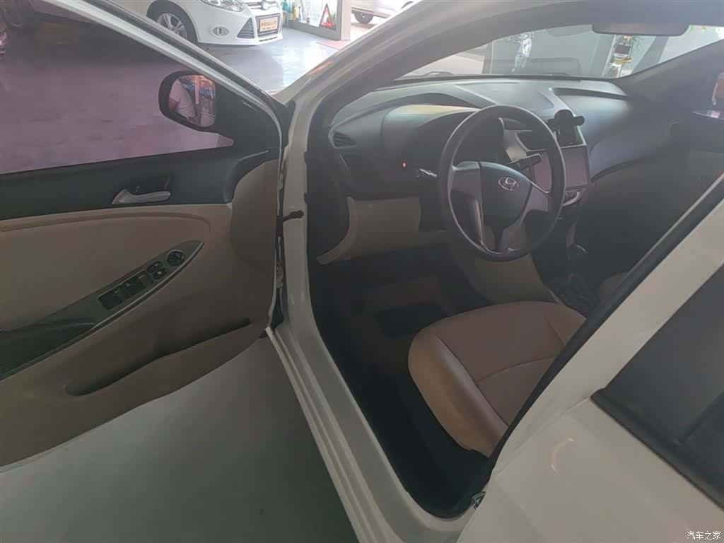 Hyundai GLS, 2015 16