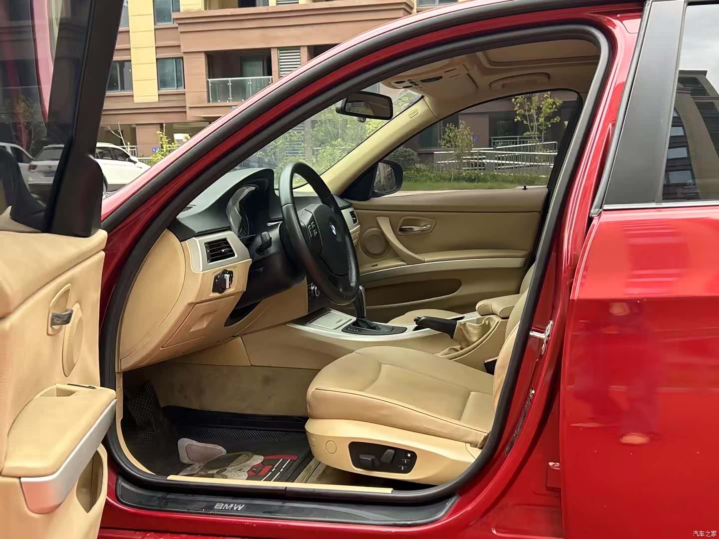 BMW 3 Series, 2011 6