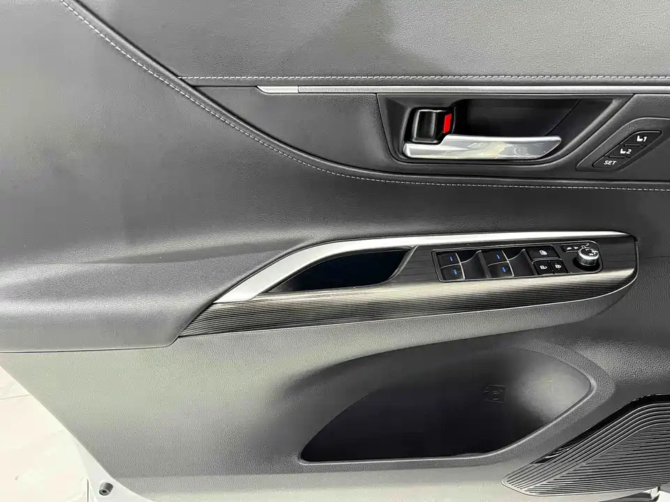 Toyota Ling Fang HARRIER