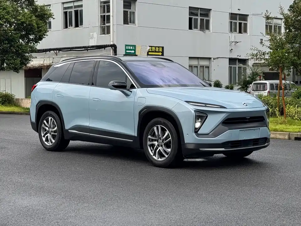 NIO ES6