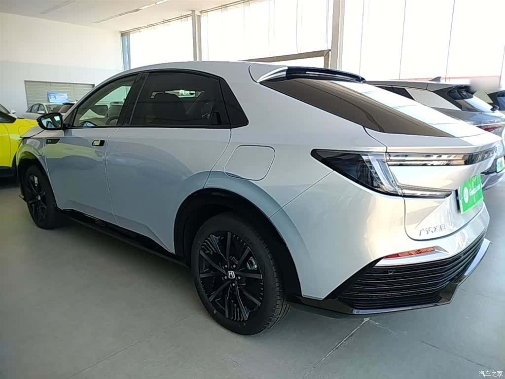 Honda e NP2, 2024 все фото