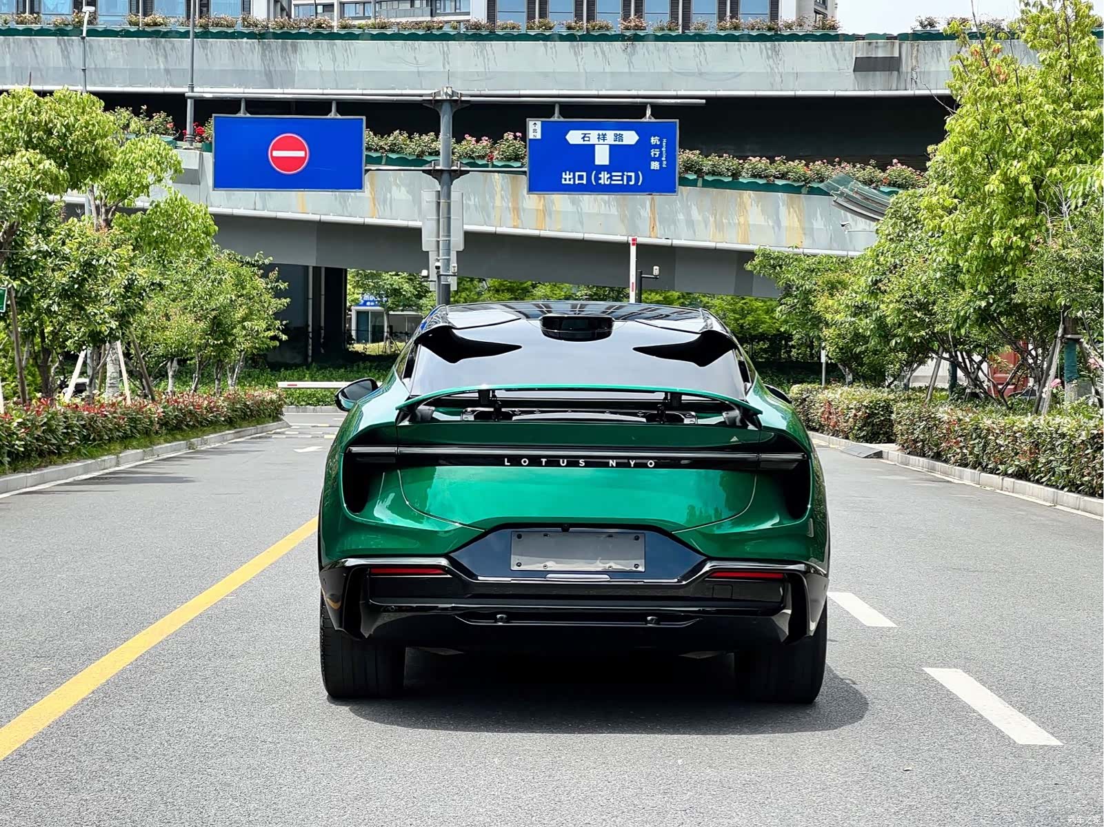 Lotus ELETRE, 2024 14