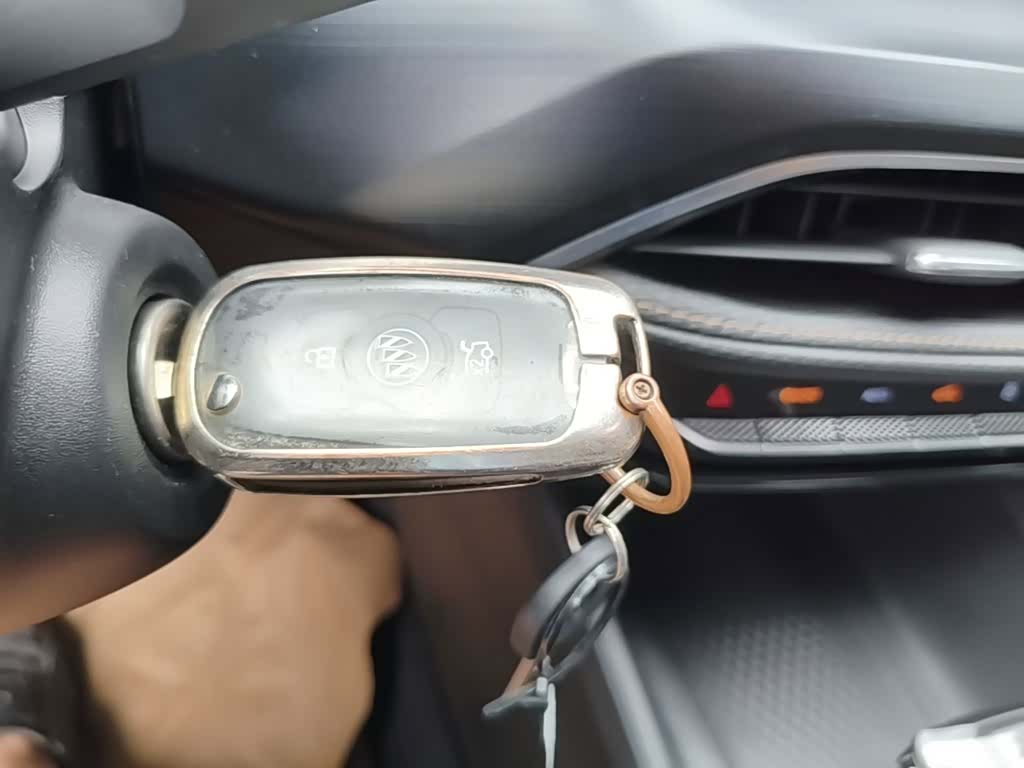 Buick Verano, 2024 9
