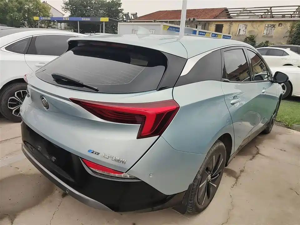 Buick Slightly blue 6