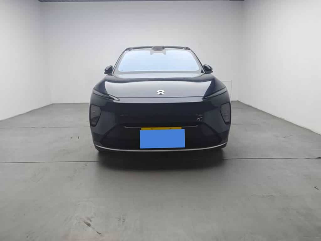 NIO ES8