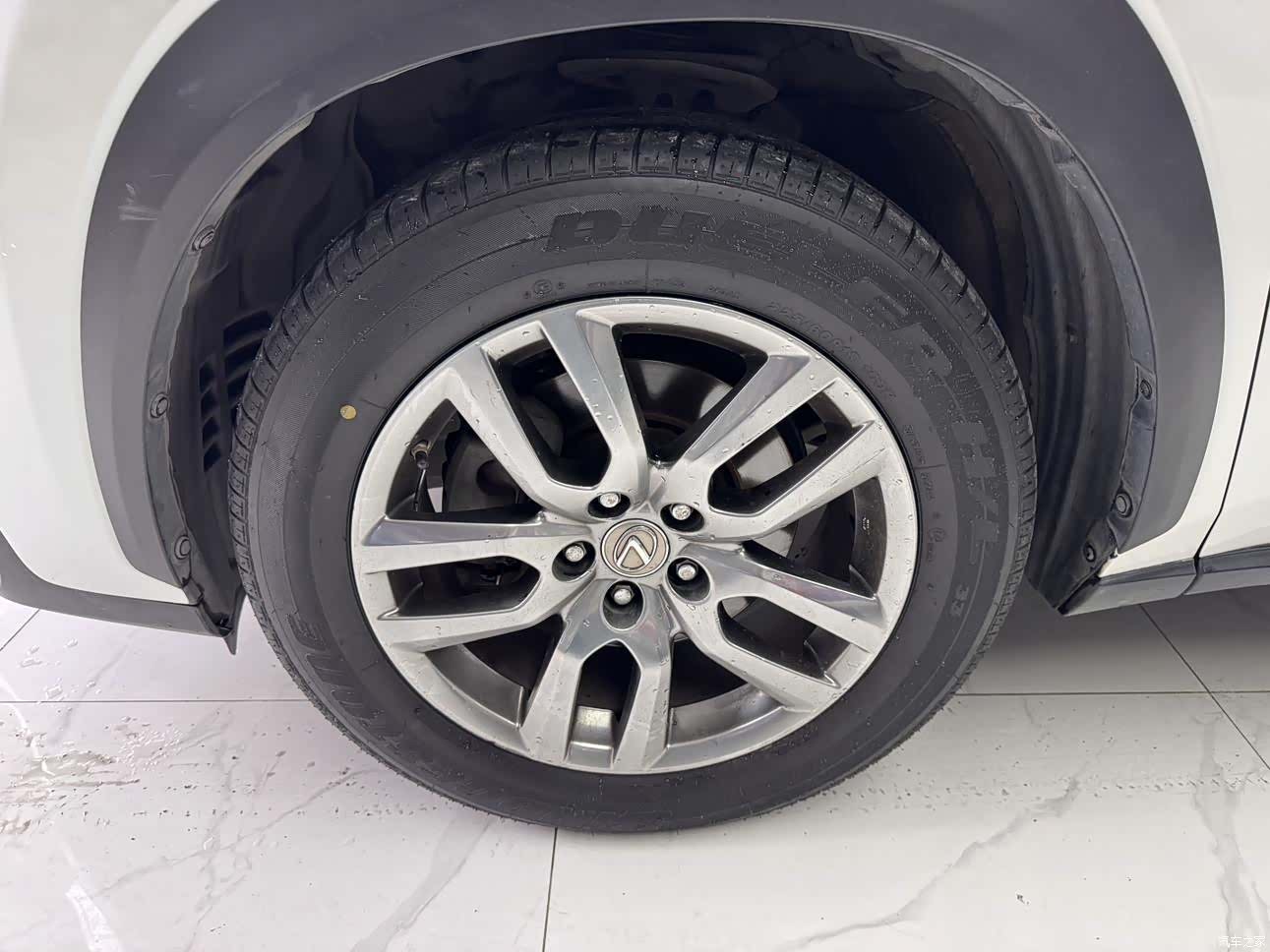 Lexus NX, 2015 28