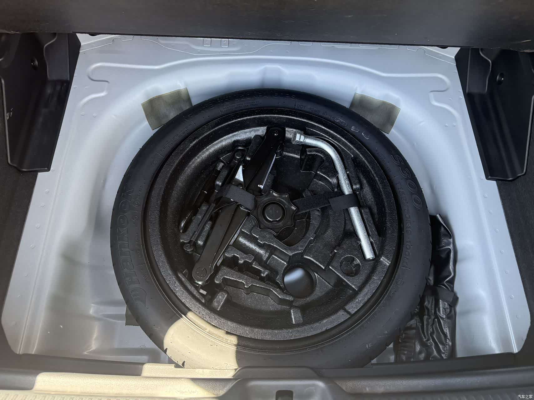 Audi Q2L, 2022 14