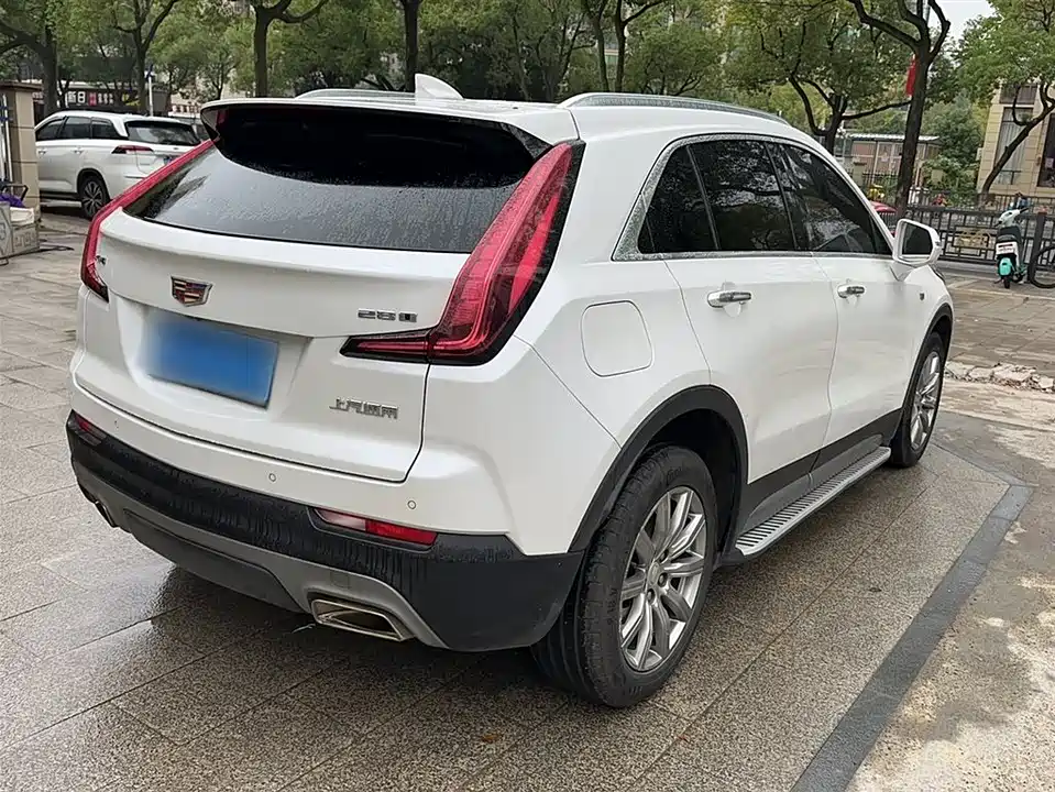 Cadillac XT4