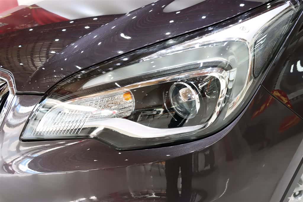Buick Envision Plus, 2017 18