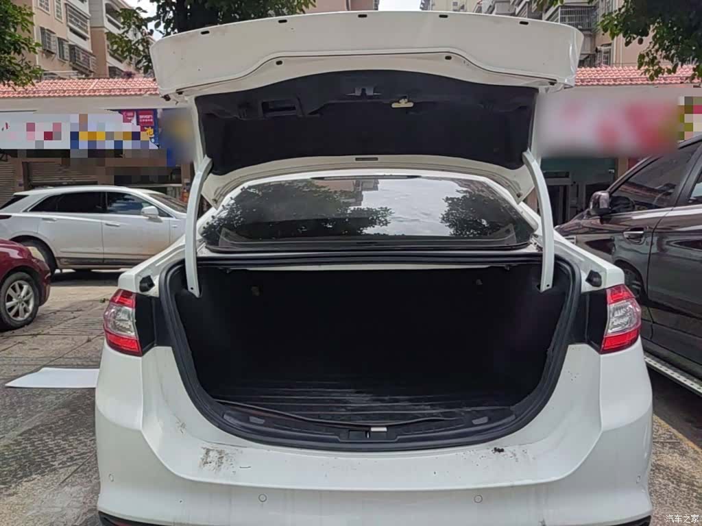 Ford Mondeo, 2014 19