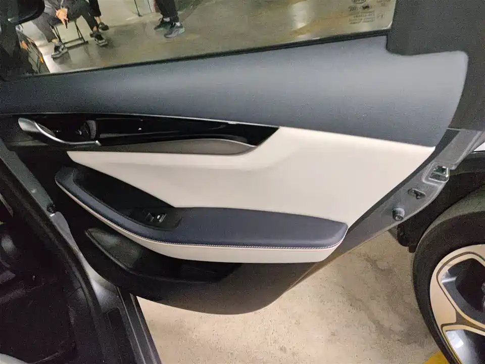 BYD Qin Yuan BYD Qin Yuan