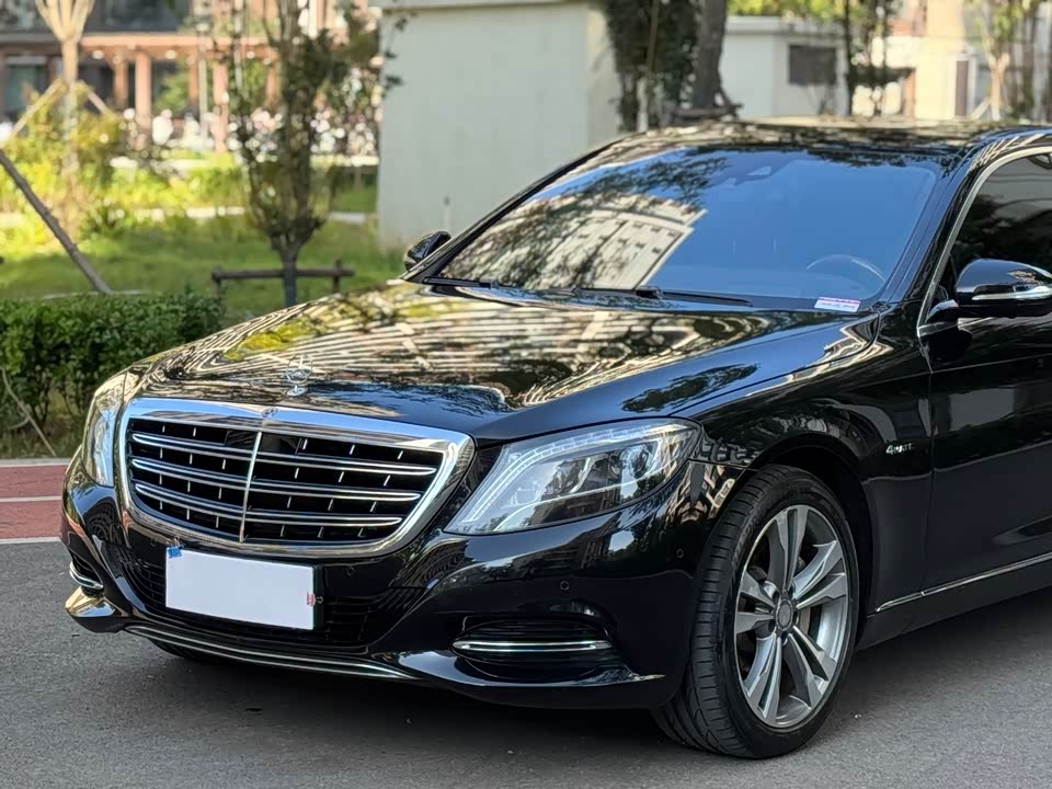 Mercedes-Benz Maybach S-class