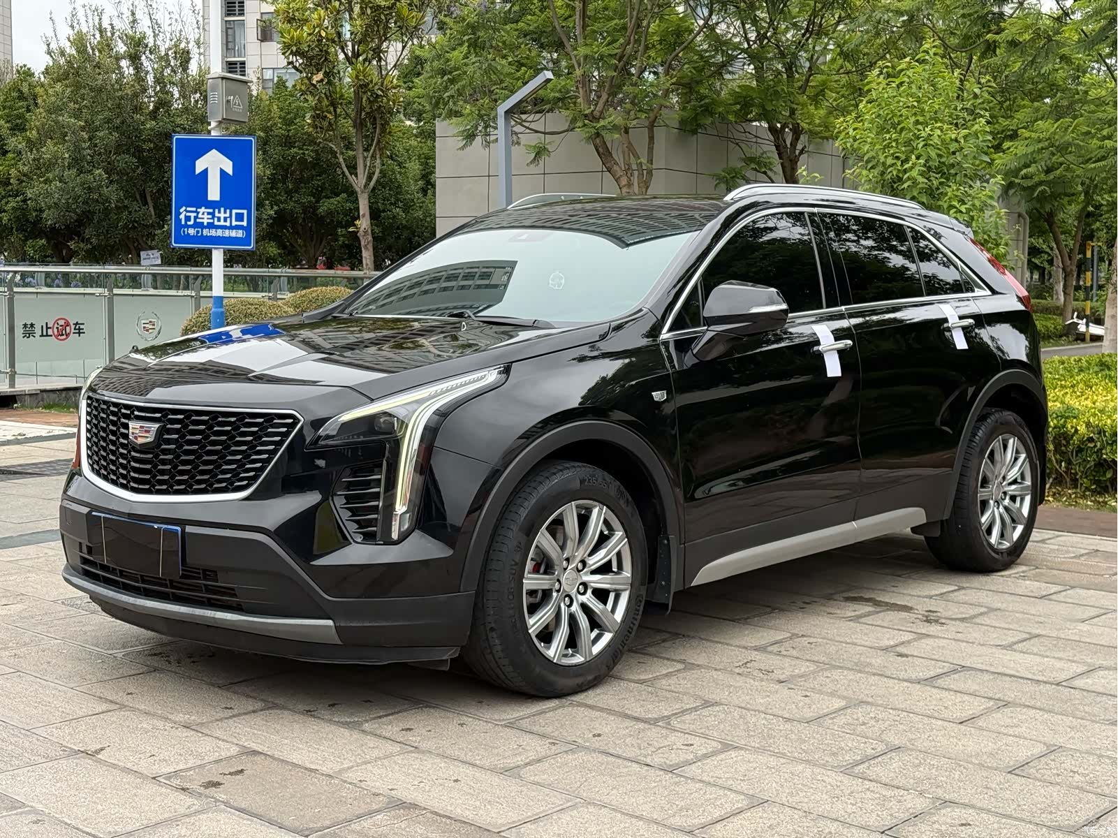 Cadillac XT4, 2022 1