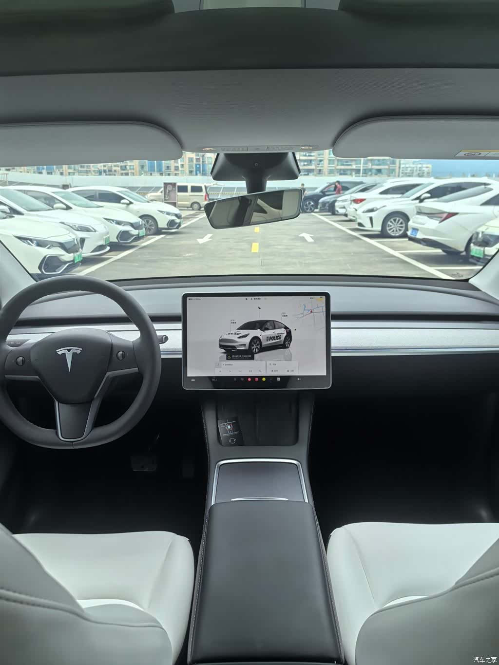 Tesla Model Y, 2023 все фото