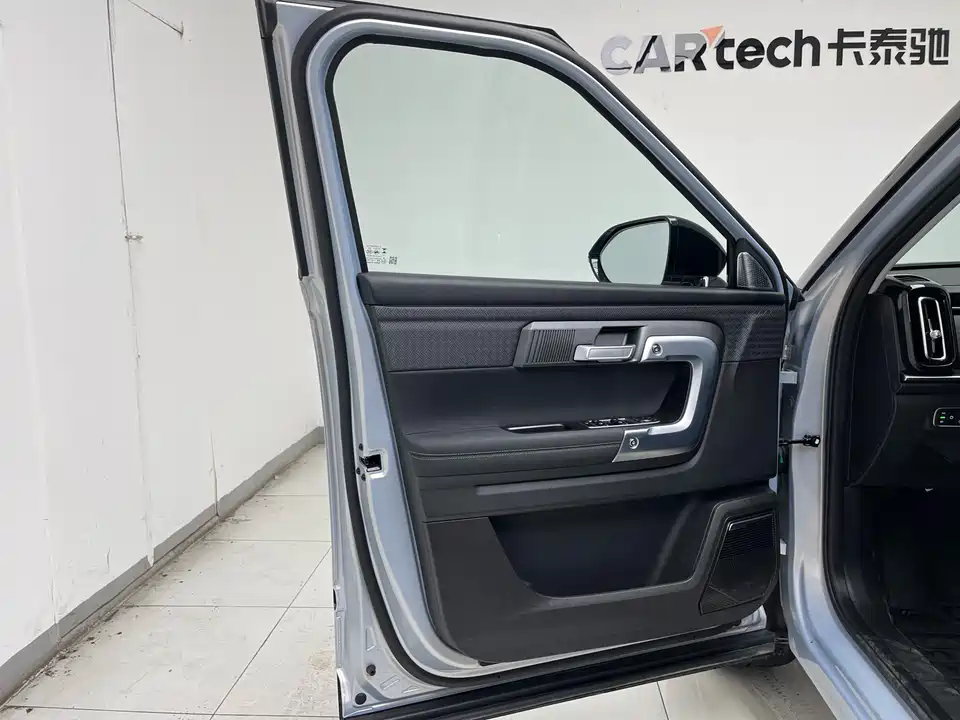 Chery Explore 06 C-DM