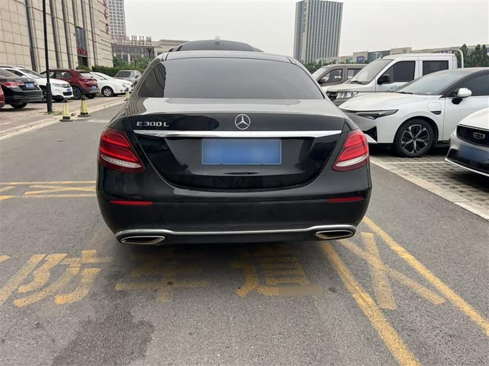 Mercedes-Benz E-class Mercedes-Benz E-class