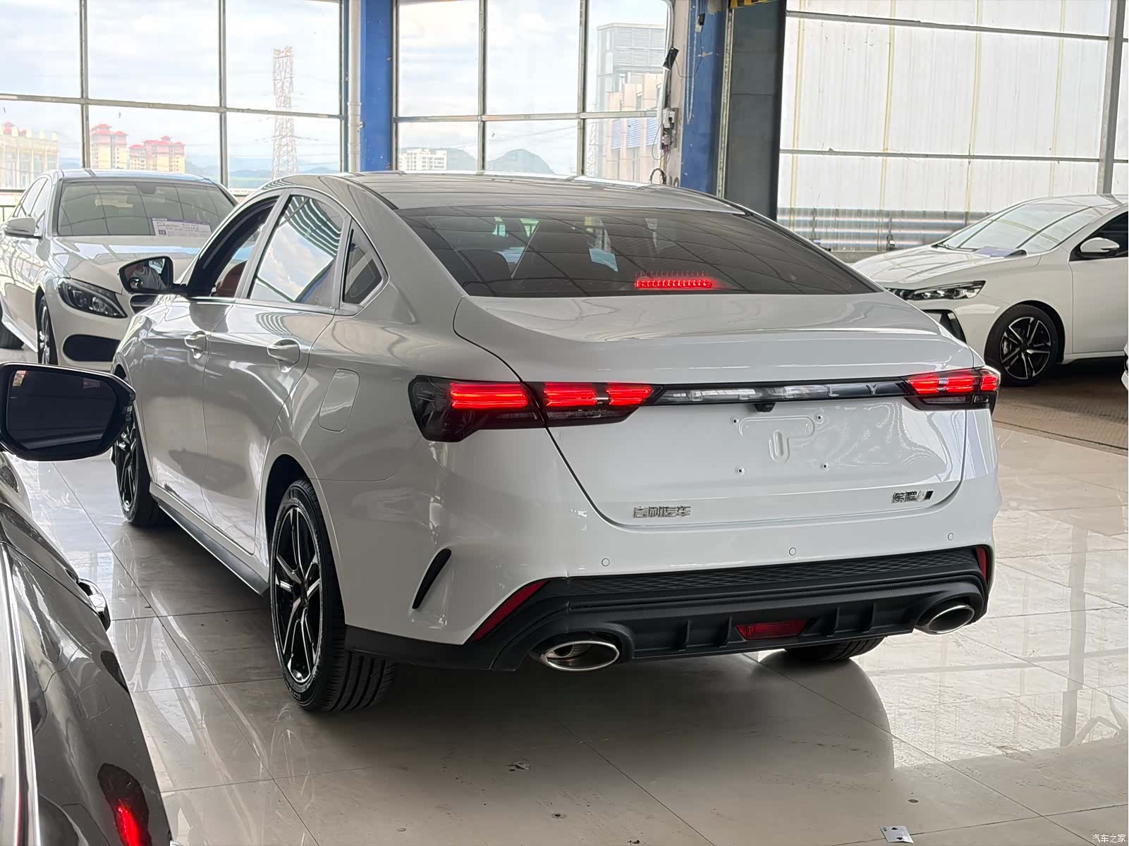 Geely Binray, 2023 9