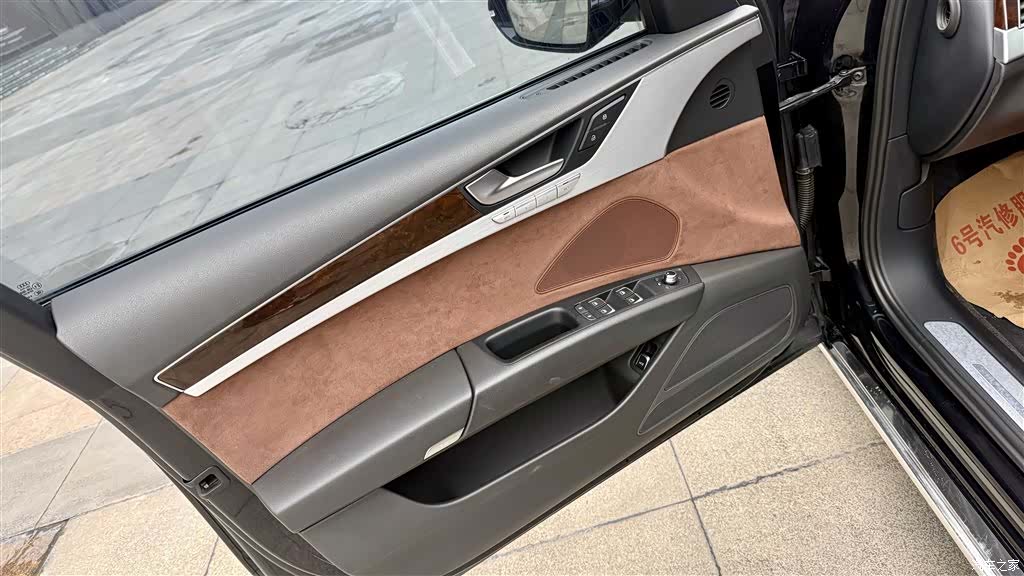 Audi A8L, 2014 11