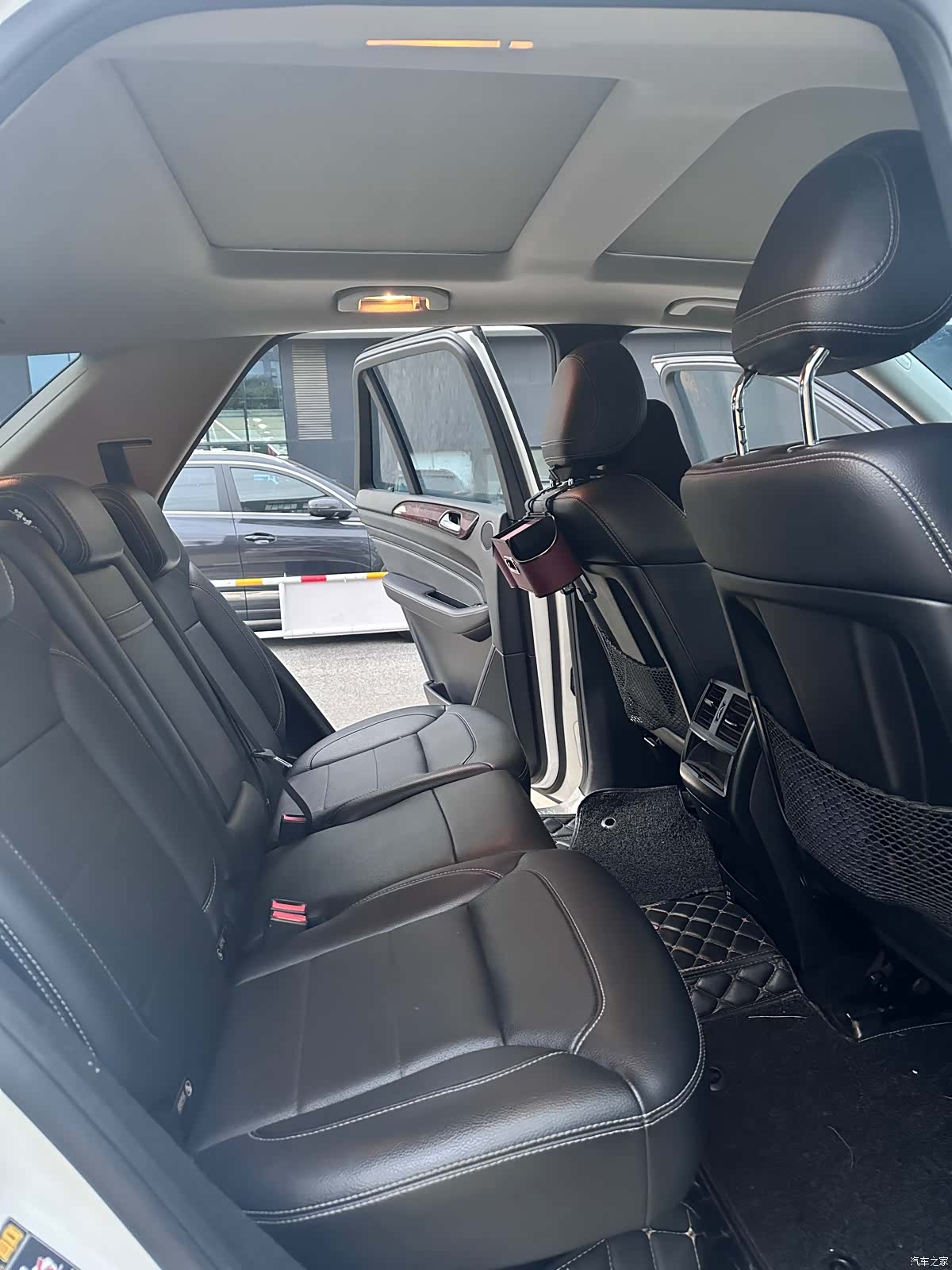 Mercedes-Benz M-Class, 2015 7