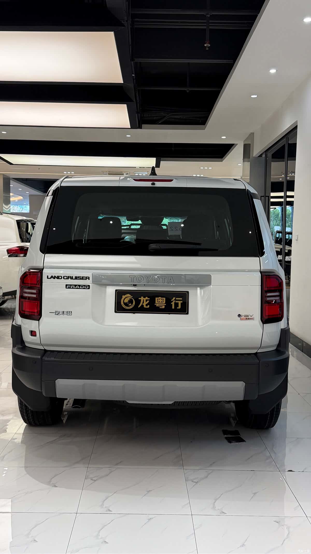 Toyota Prado, 1900 6