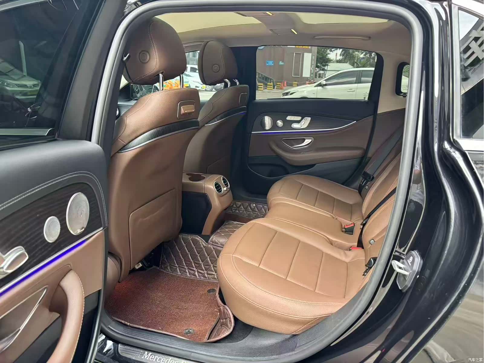 Mercedes-Benz E-Class, 2020 все фото