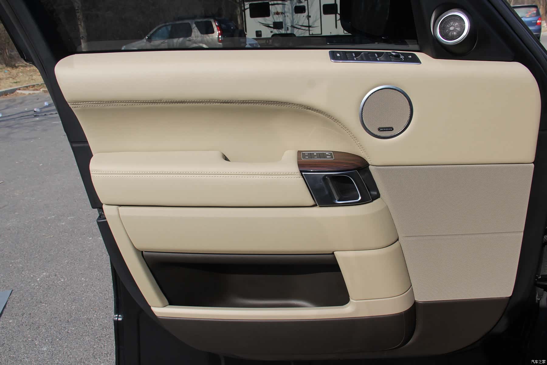Land Rover Range Rover, 2016 10