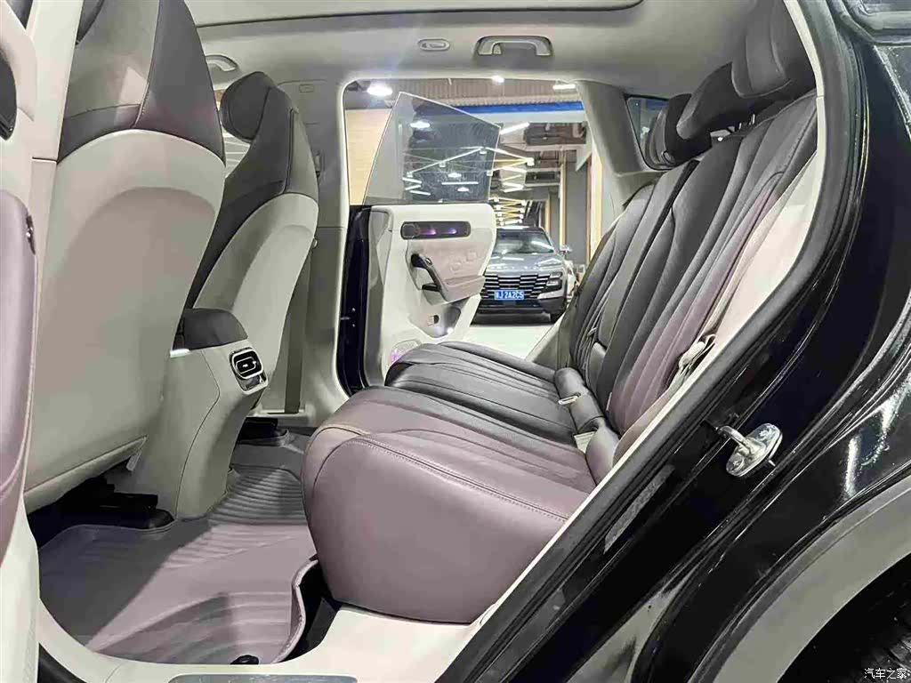 Leapmotor C11, 2023 25