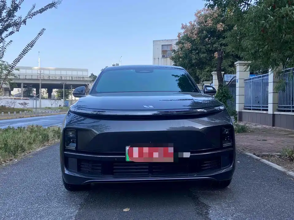 Li Auto Ideal L8