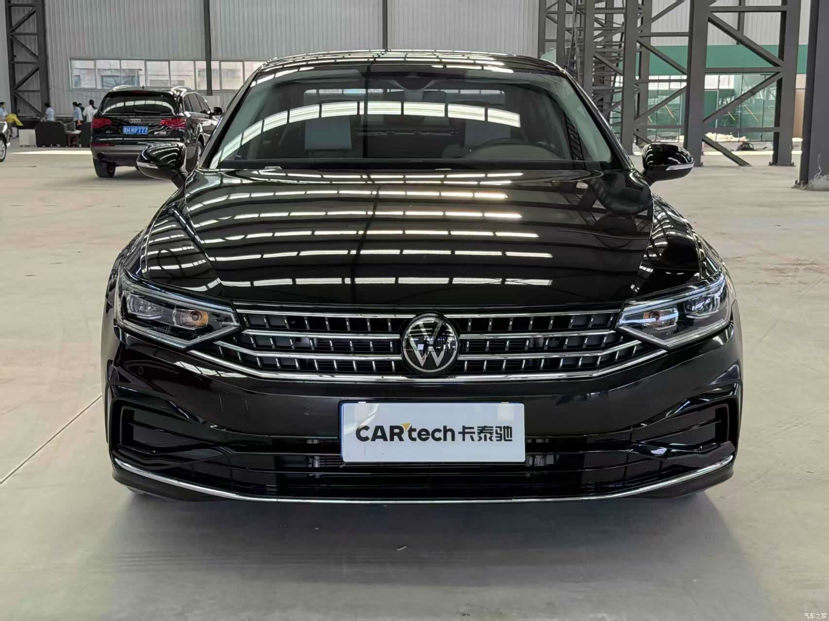 Volkswagen Magotan, 2025 2