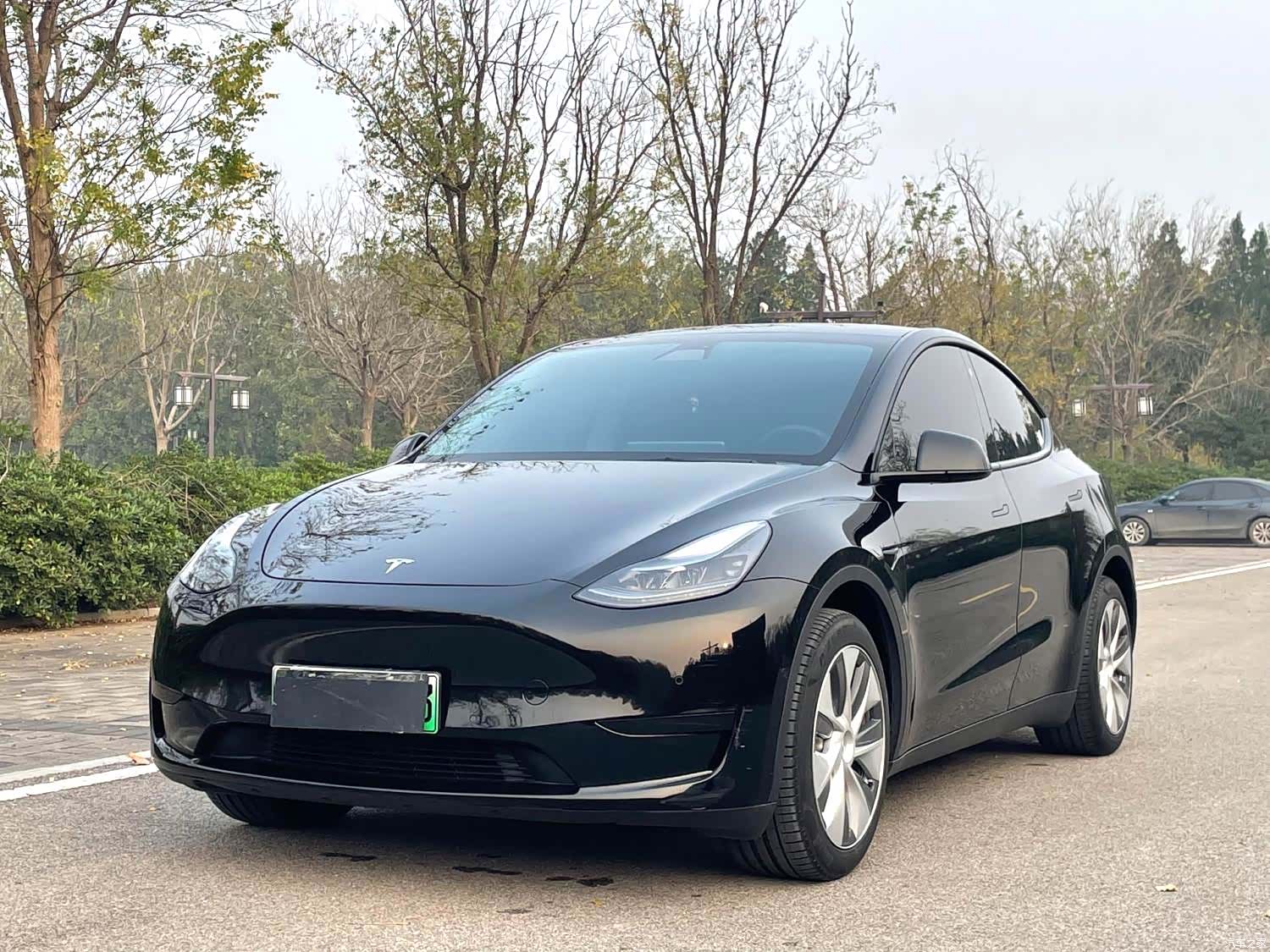 Tesla Model Y, 2023 1