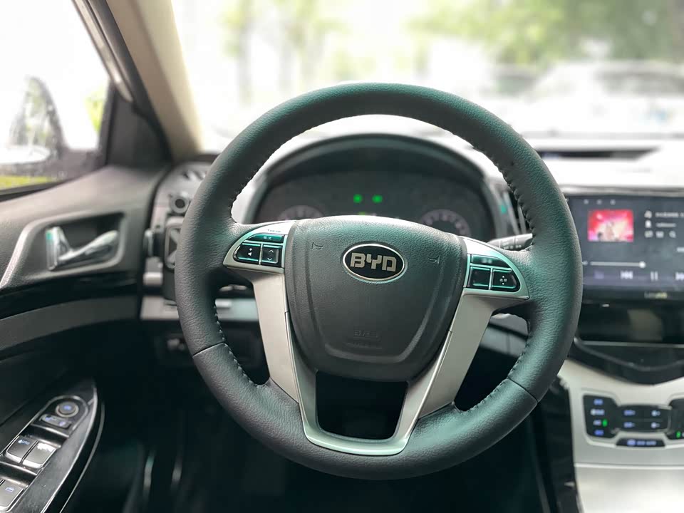 BYD e5 BYD e5