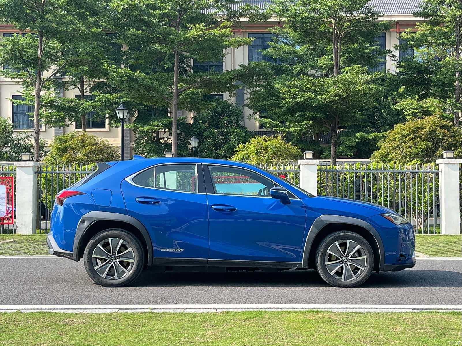 Lexus UX, 2020 12