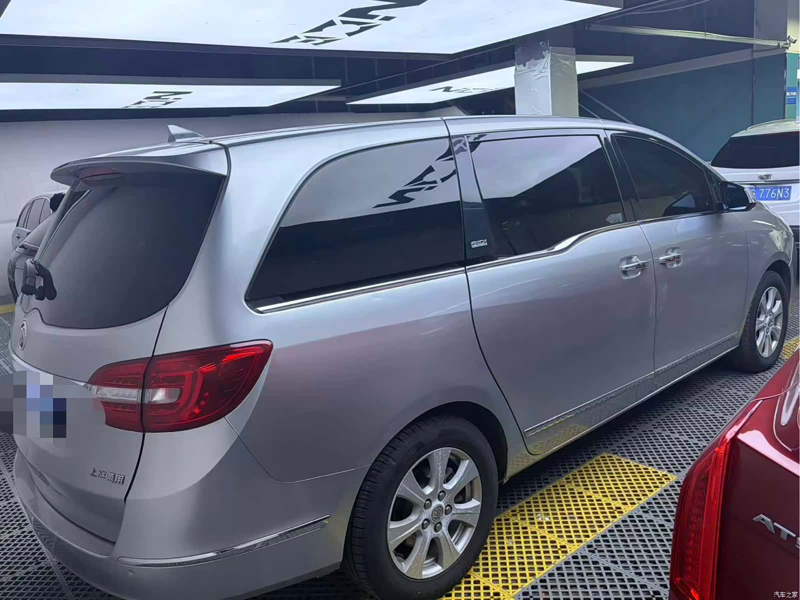 Buick GL8, 2015 4