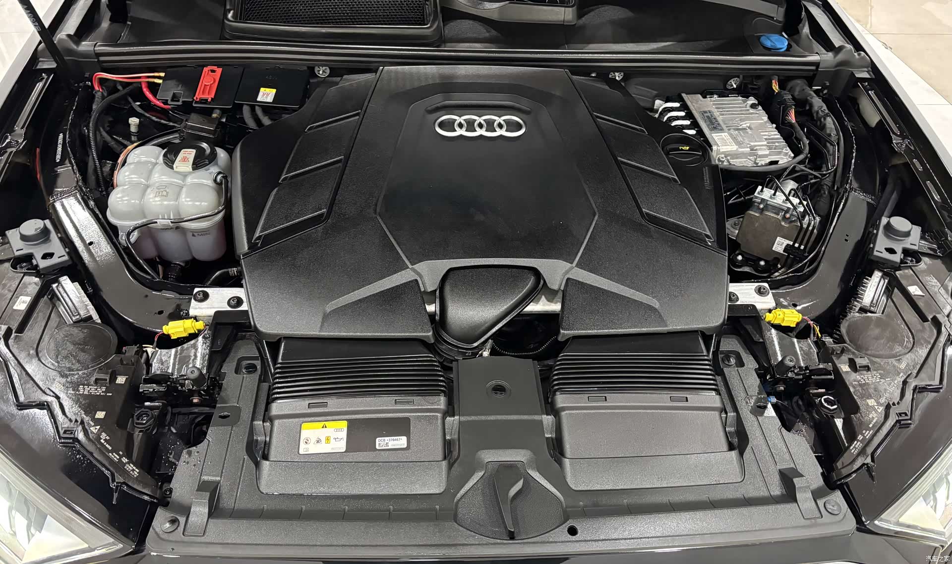Audi Q7, 2022 32