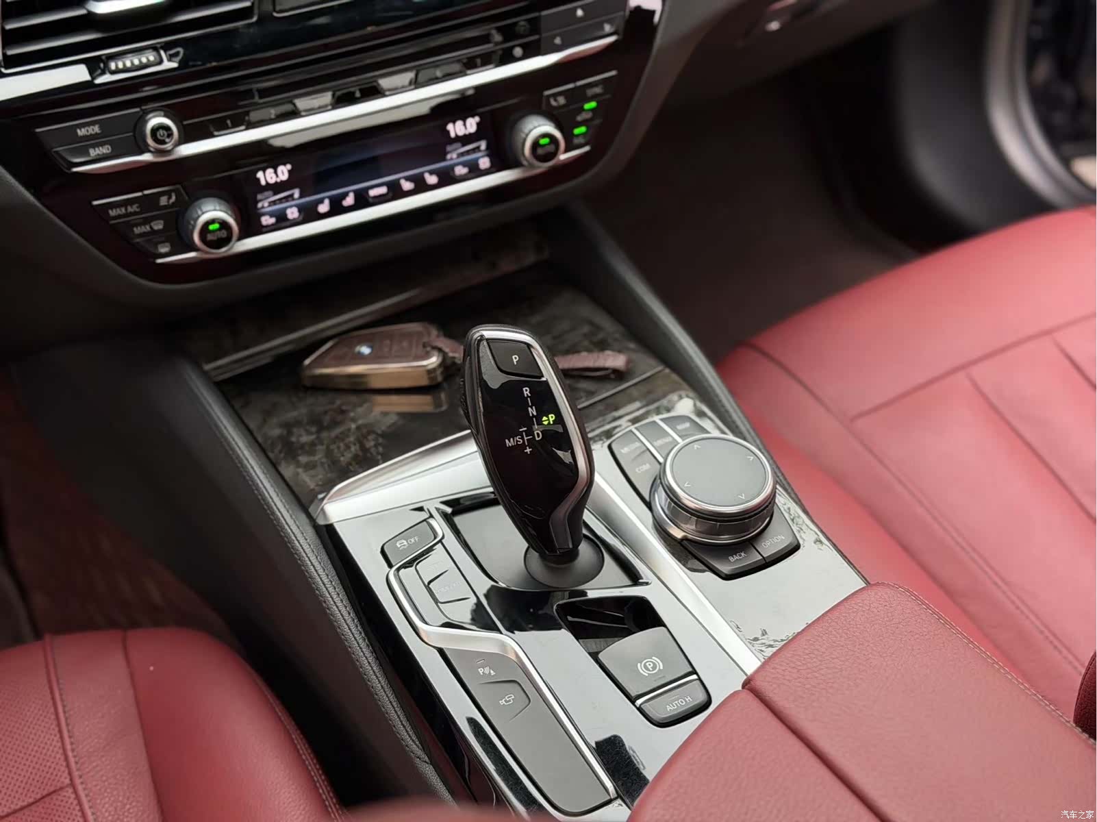 BMW 5 Series, 2018 13