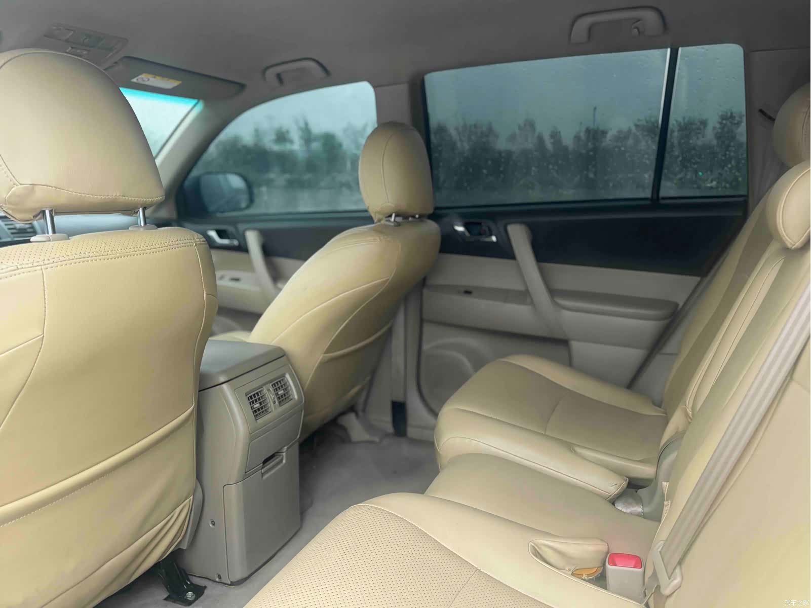Toyota Highlander, 2015 все фото