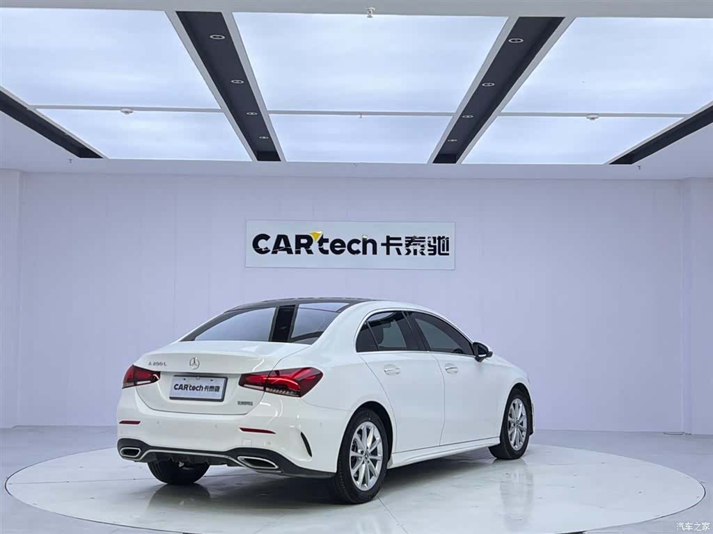 Mercedes-Benz A-Class, 2022 все фото
