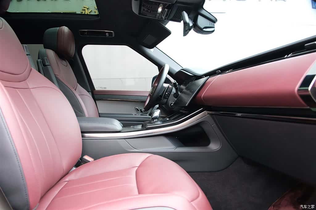 Land Rover Range Rover, 2025 12