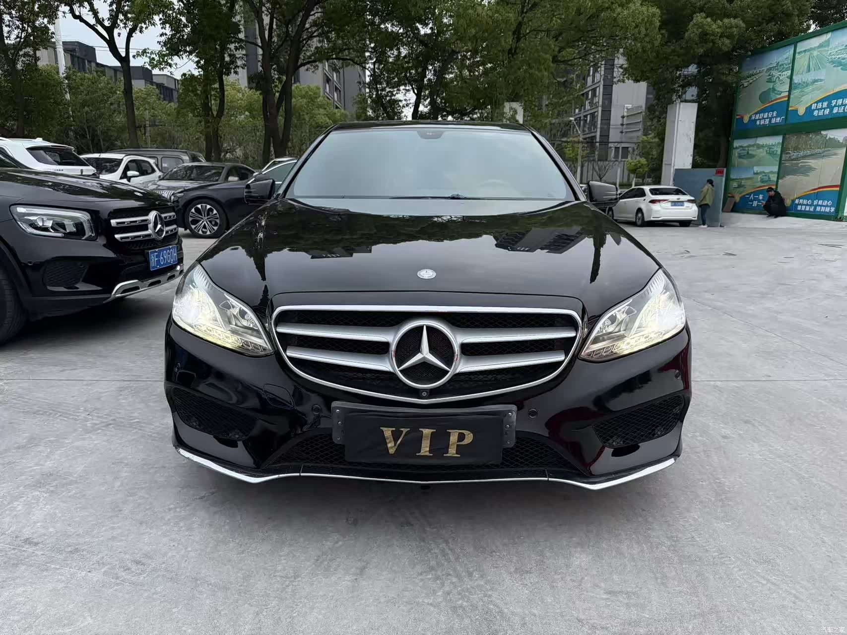 Mercedes-Benz E-Class, 2014 1