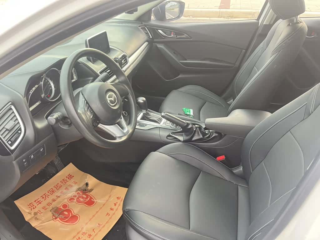 Mazda Mazda3, 2016 12