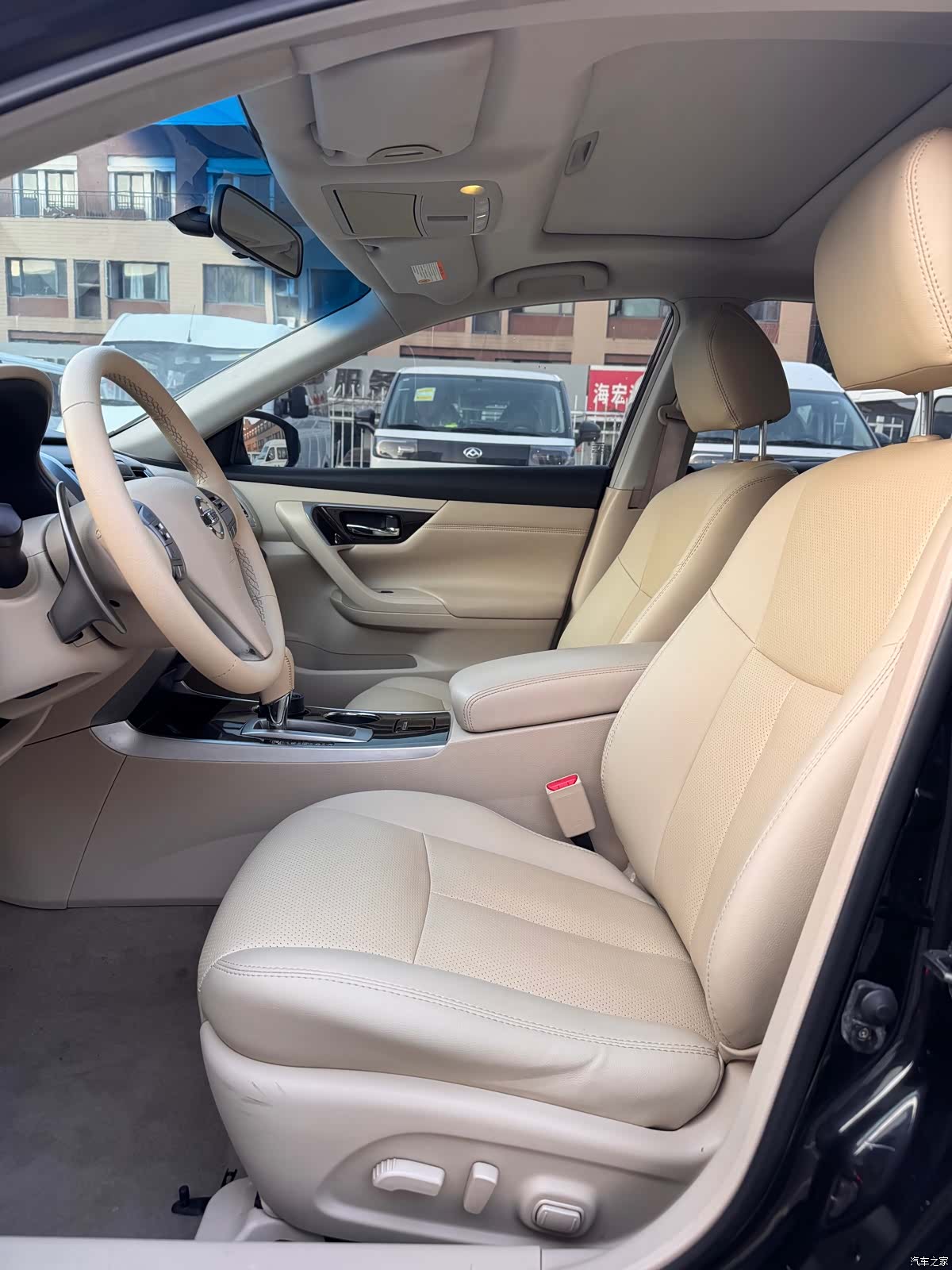 Nissan Teana, 2014 9