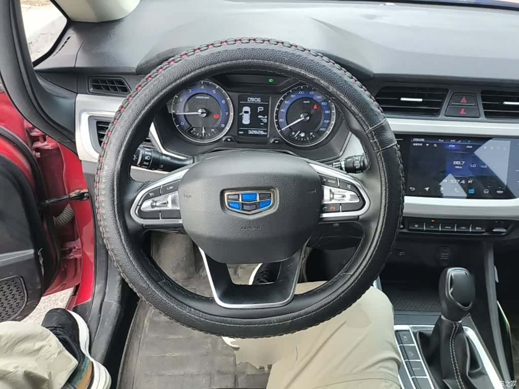 Geely X3, 2021 11