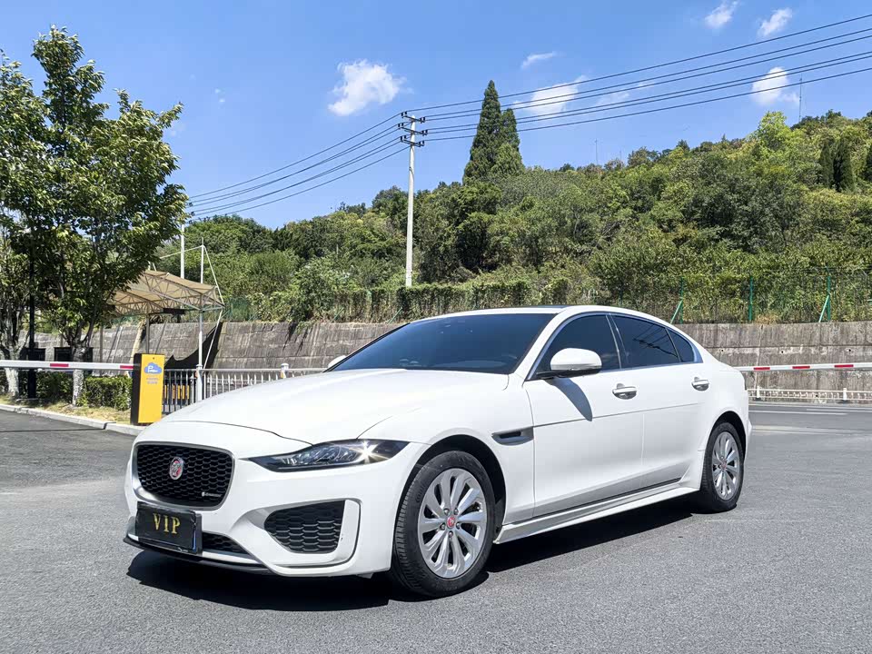 Jaguar XEL