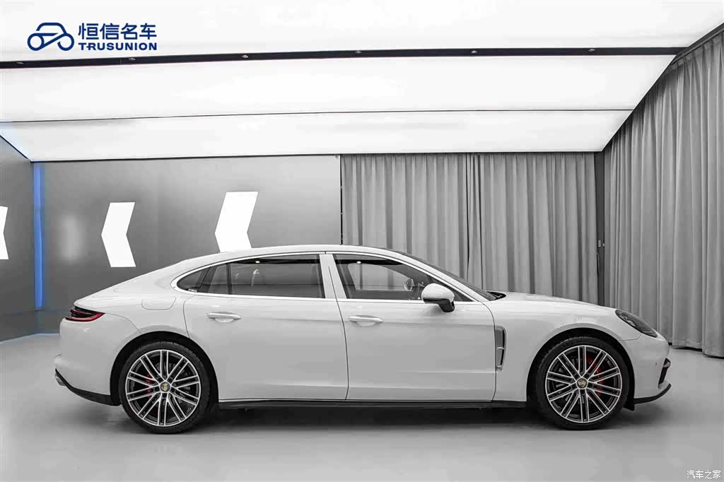 Porsche Panamera, 2019 4